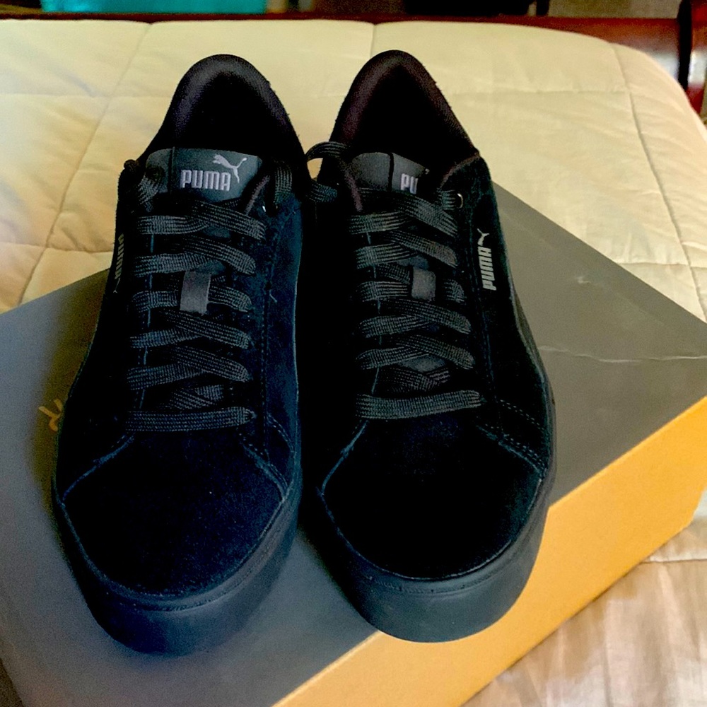 Women’s black, Puma shoes
